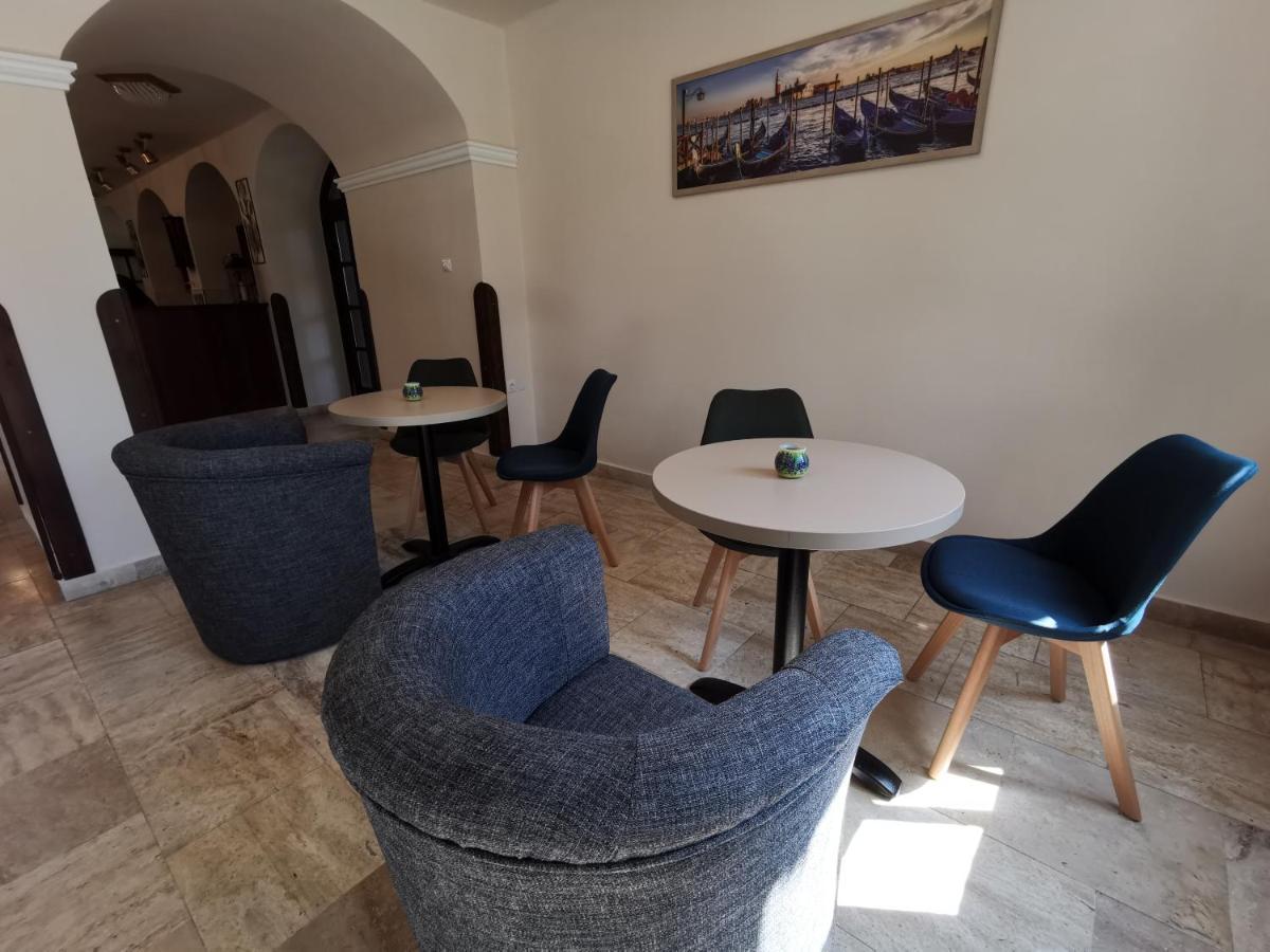 Laguna Panzio Gárdony Extérieur photo
